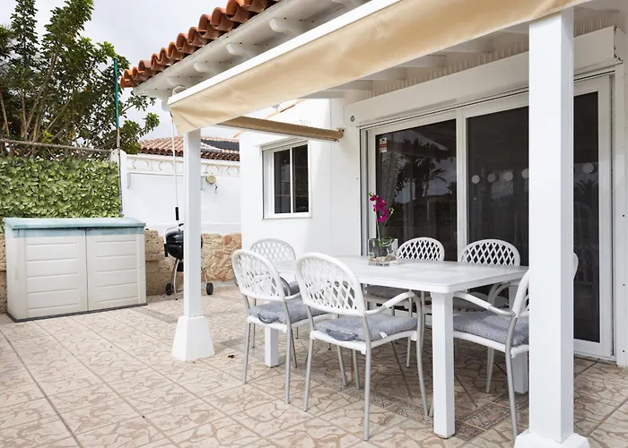 Villa Casa Glenys Con Piscina Privada Y Vistas Al Golf Y Mar